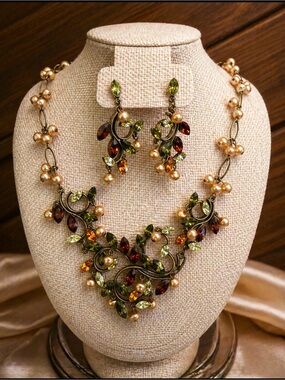 Sweet Romance Faux Pearl And Rhinestone Necklace/Pierced Earrings Set, NEW